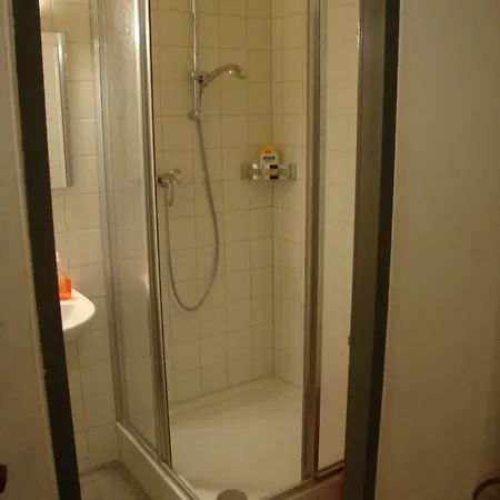 Alena - By Hermann Weiss דירה *