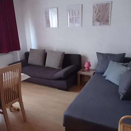 Alena - Include Jokercard Apartamento