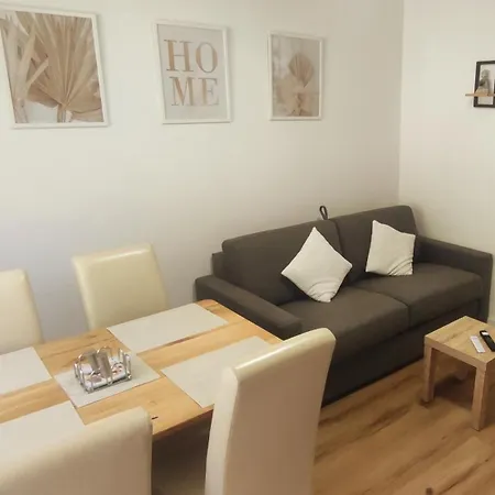 דירה Alena - By Hermann Weiss